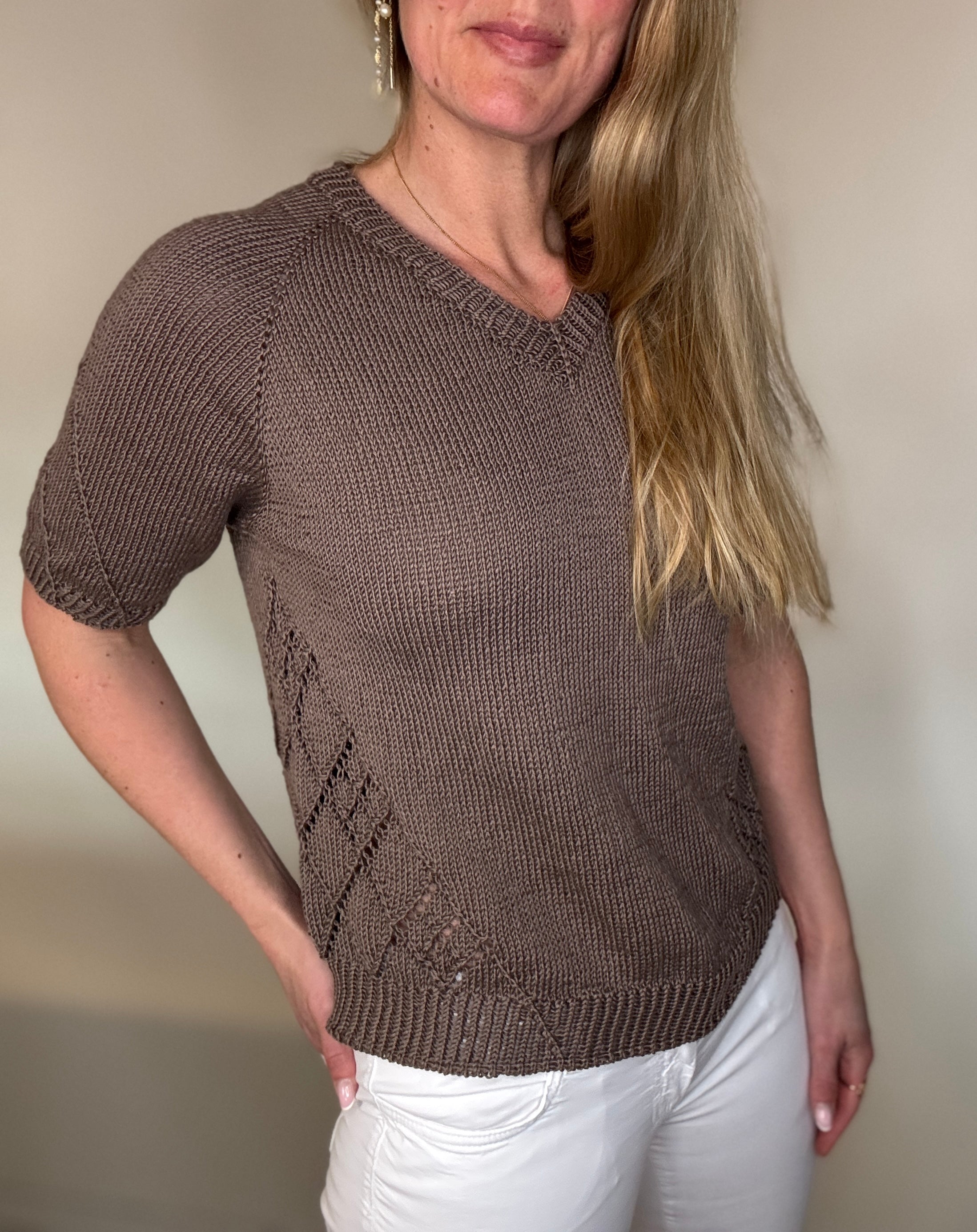 Danish - DiamondLine Tee VNeck