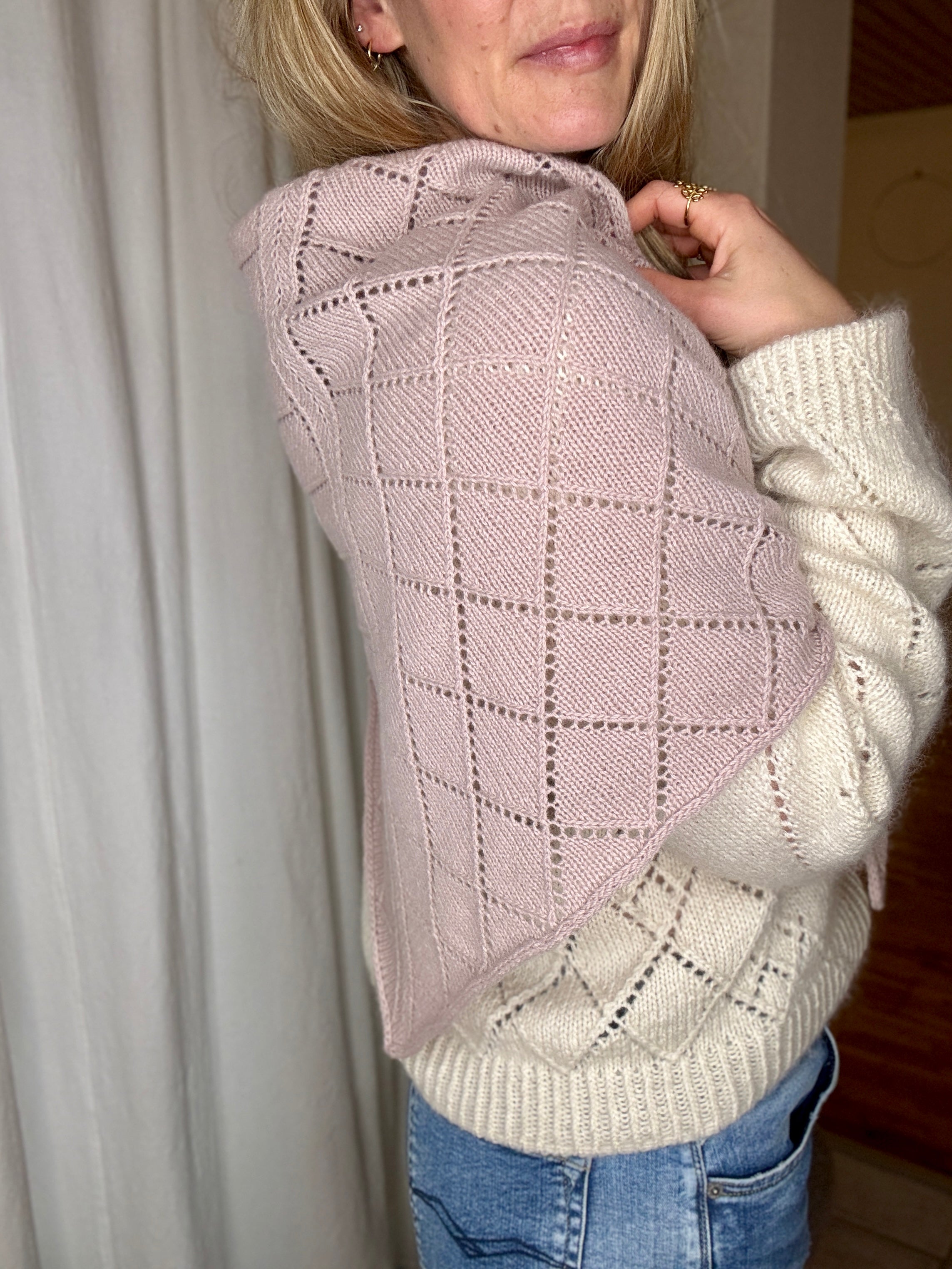 Danish - DiamondLine Scarf